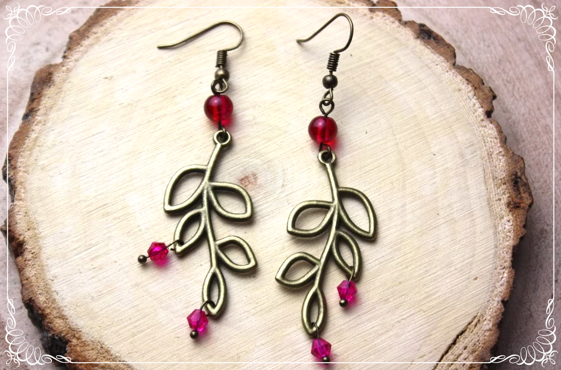 Boucles d'oreilles pendantes "Grandes feuilles de lauriers et perles"
