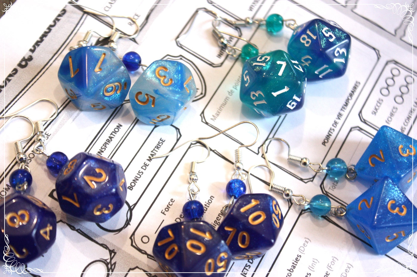 Boucles d'oreilles "Dés JDR - Bleu "