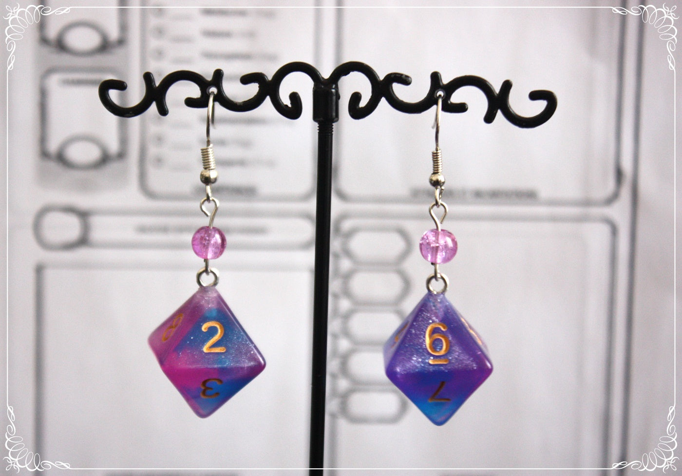 Boucles d'oreilles "Dés JDR - Violets "