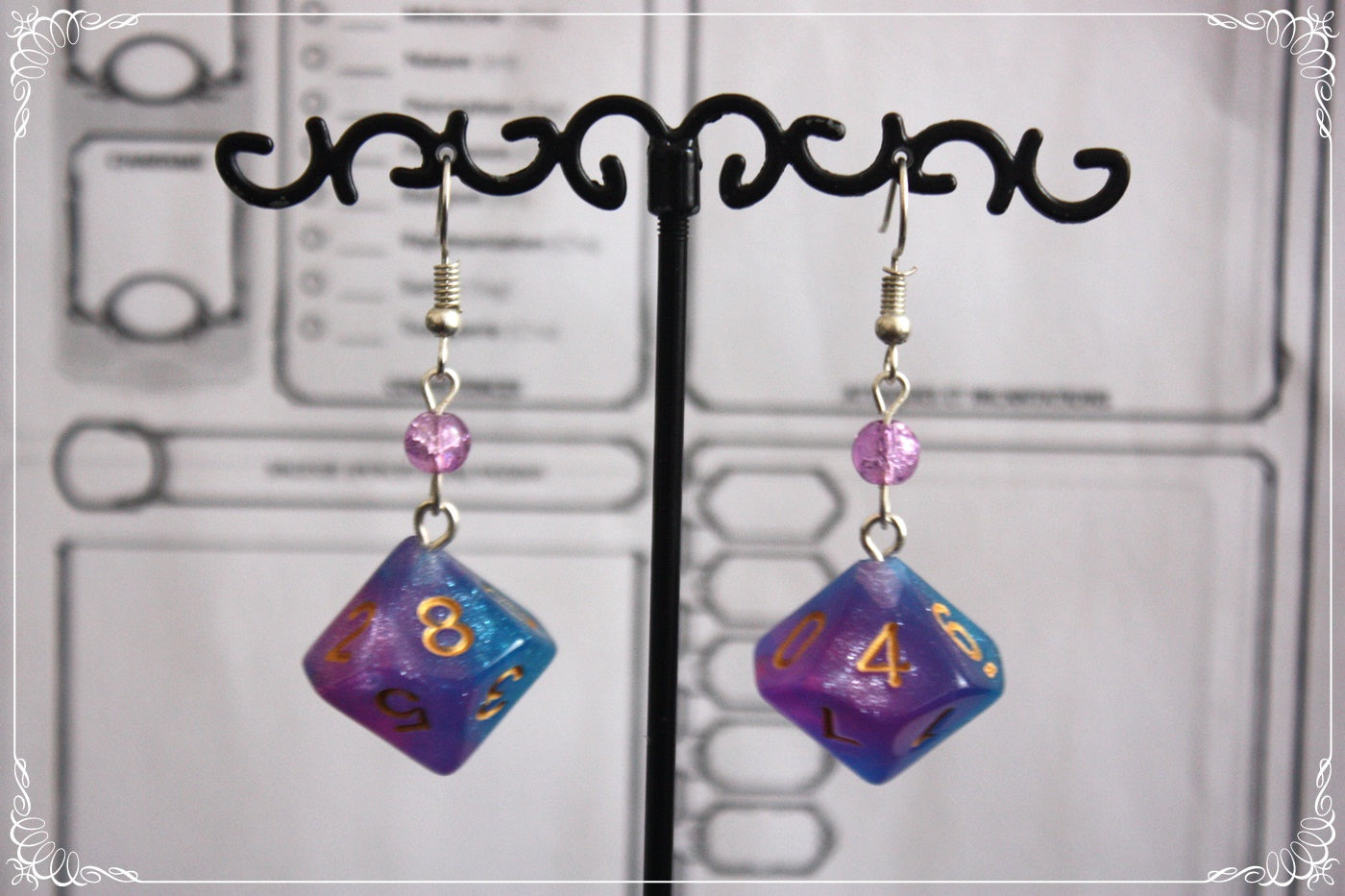 Boucles d'oreilles "Dés JDR - Violets "