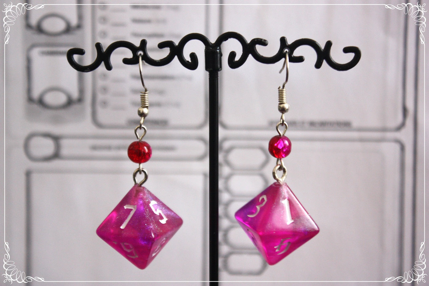 Boucles d'oreilles "Dés JDR - Roses - Rouges "