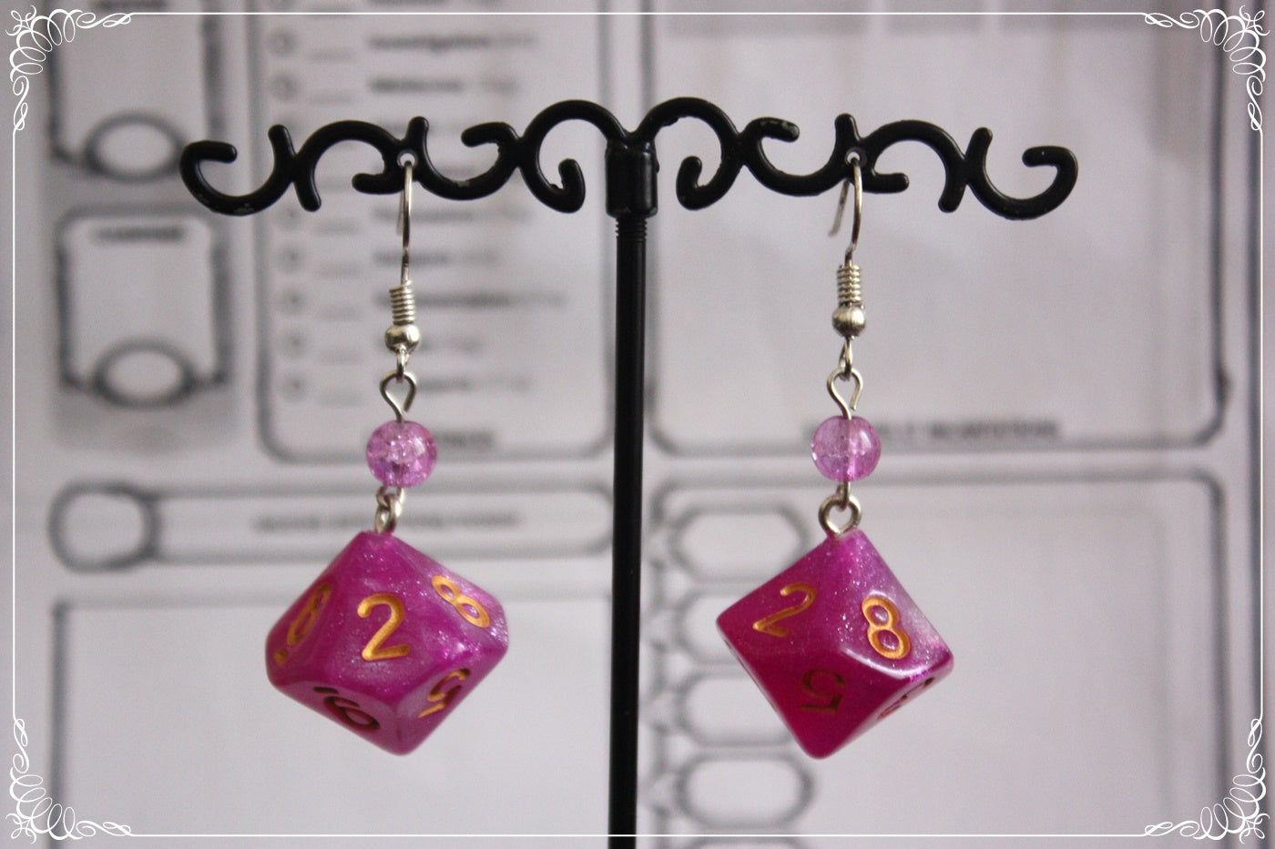Boucles d'oreilles "Dés JDR - Roses - Rouges "