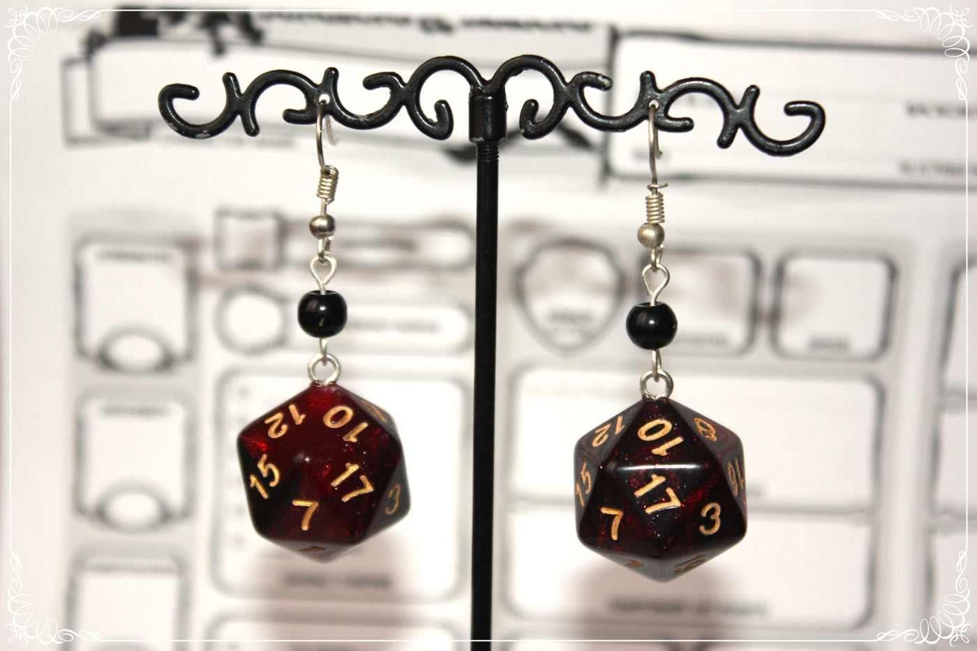 Boucles d'oreilles "Dés JDR - Roses - Rouges "