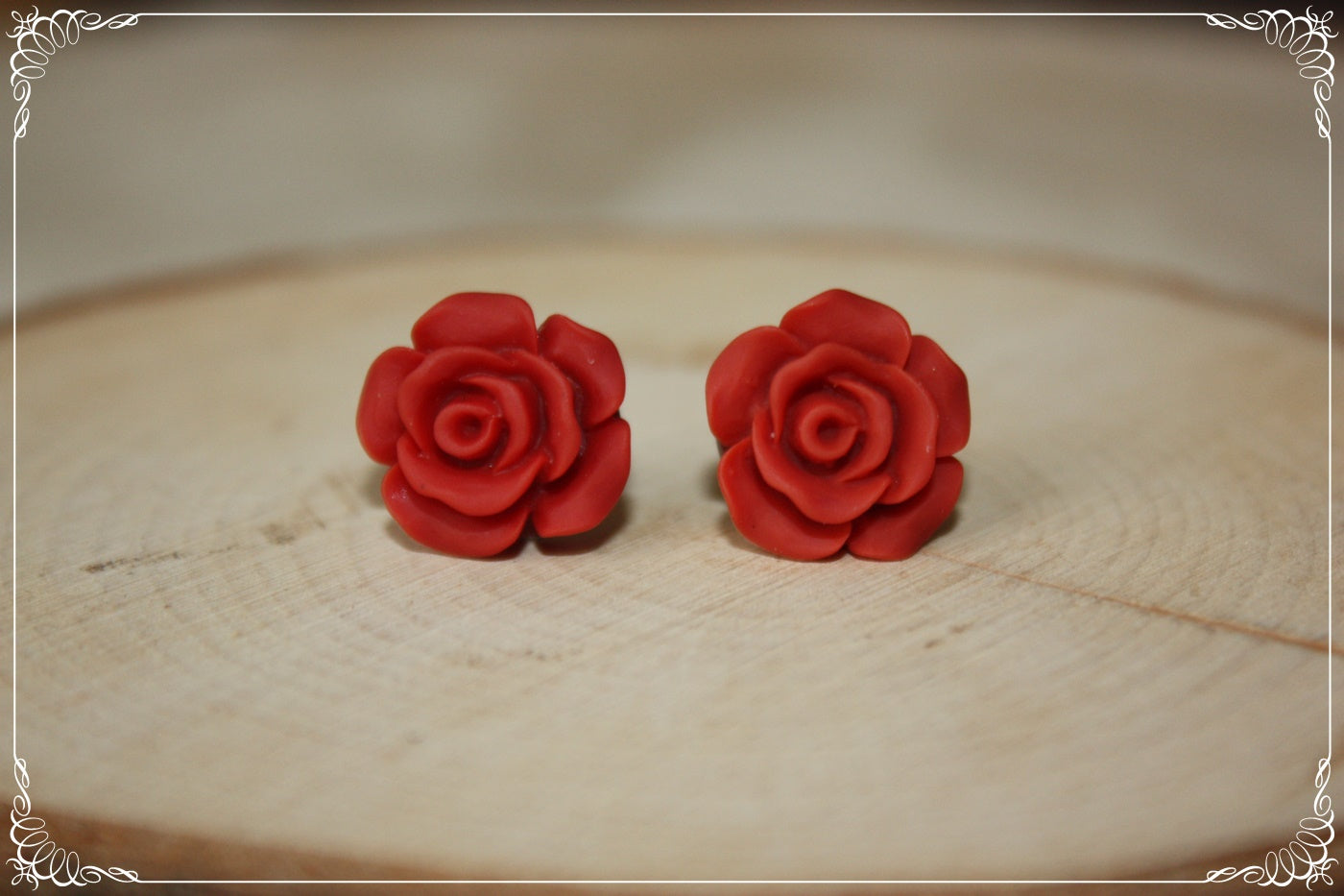 Boucles d'oreilles clous "Roses mattes"