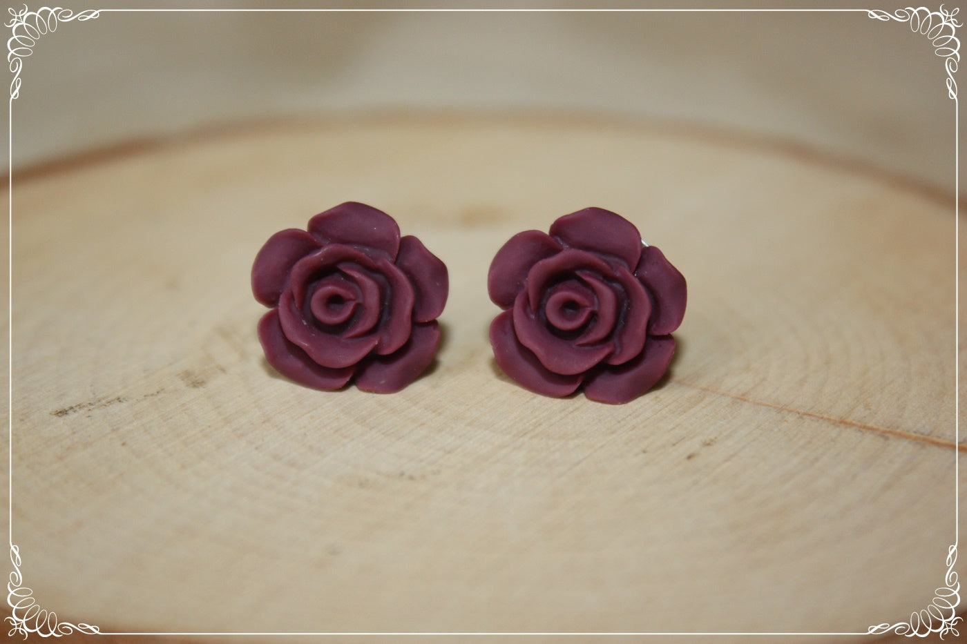 Boucles d'oreilles clous "Roses mattes"