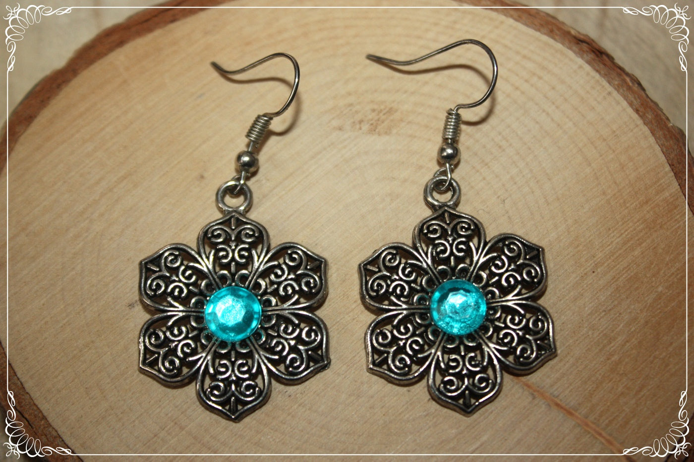 Boucles d'oreilles "Fleurs argentées"
