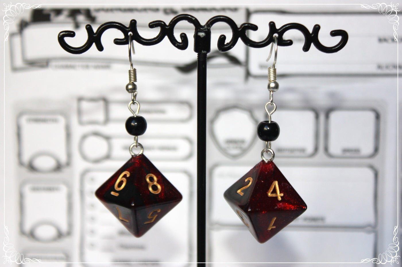 Boucles d'oreilles "Dés JDR - Roses - Rouges "