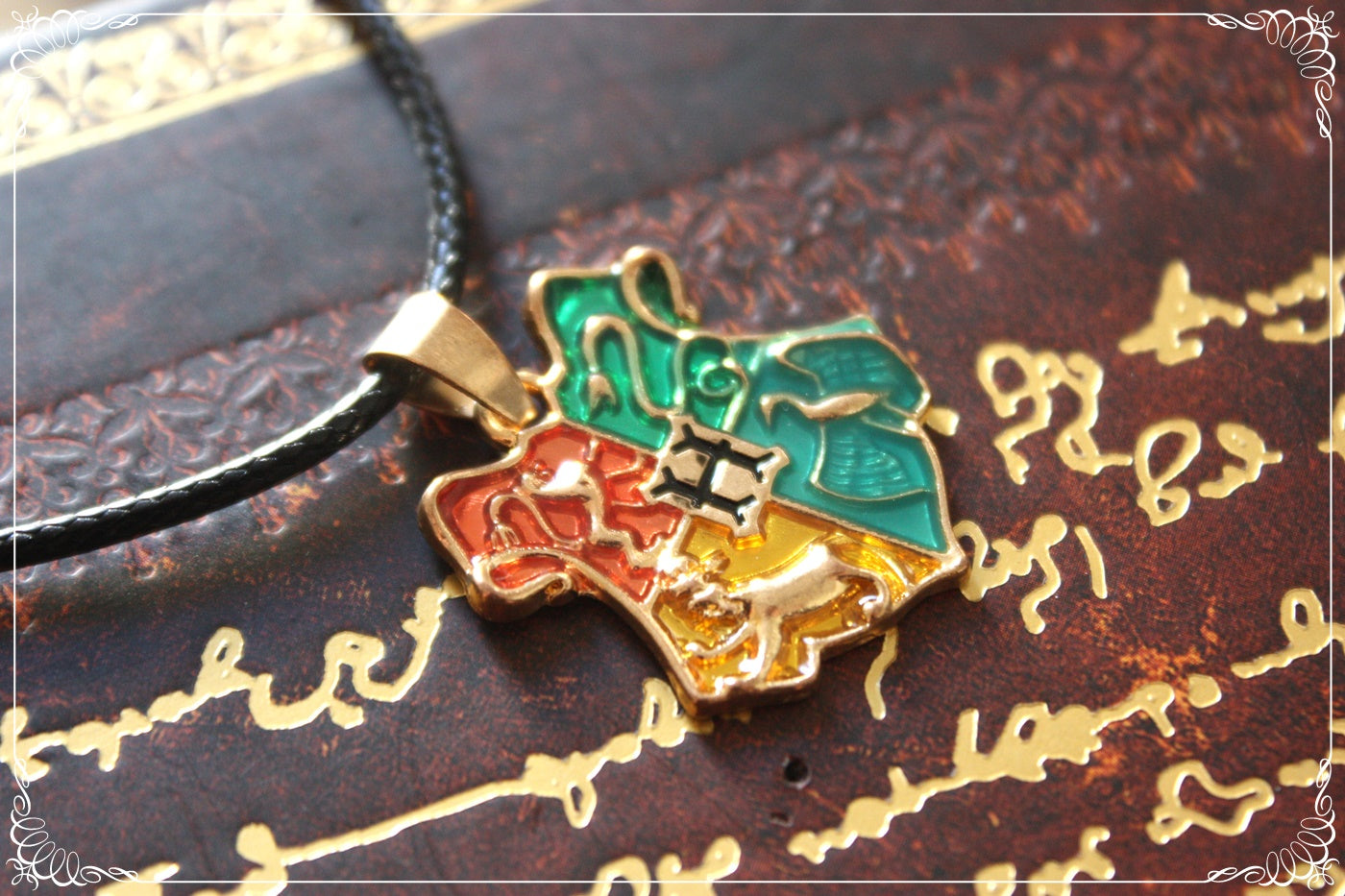 Pendentifs style "Harry Potter - Livres - Robes - Plateforme 9 3/4"