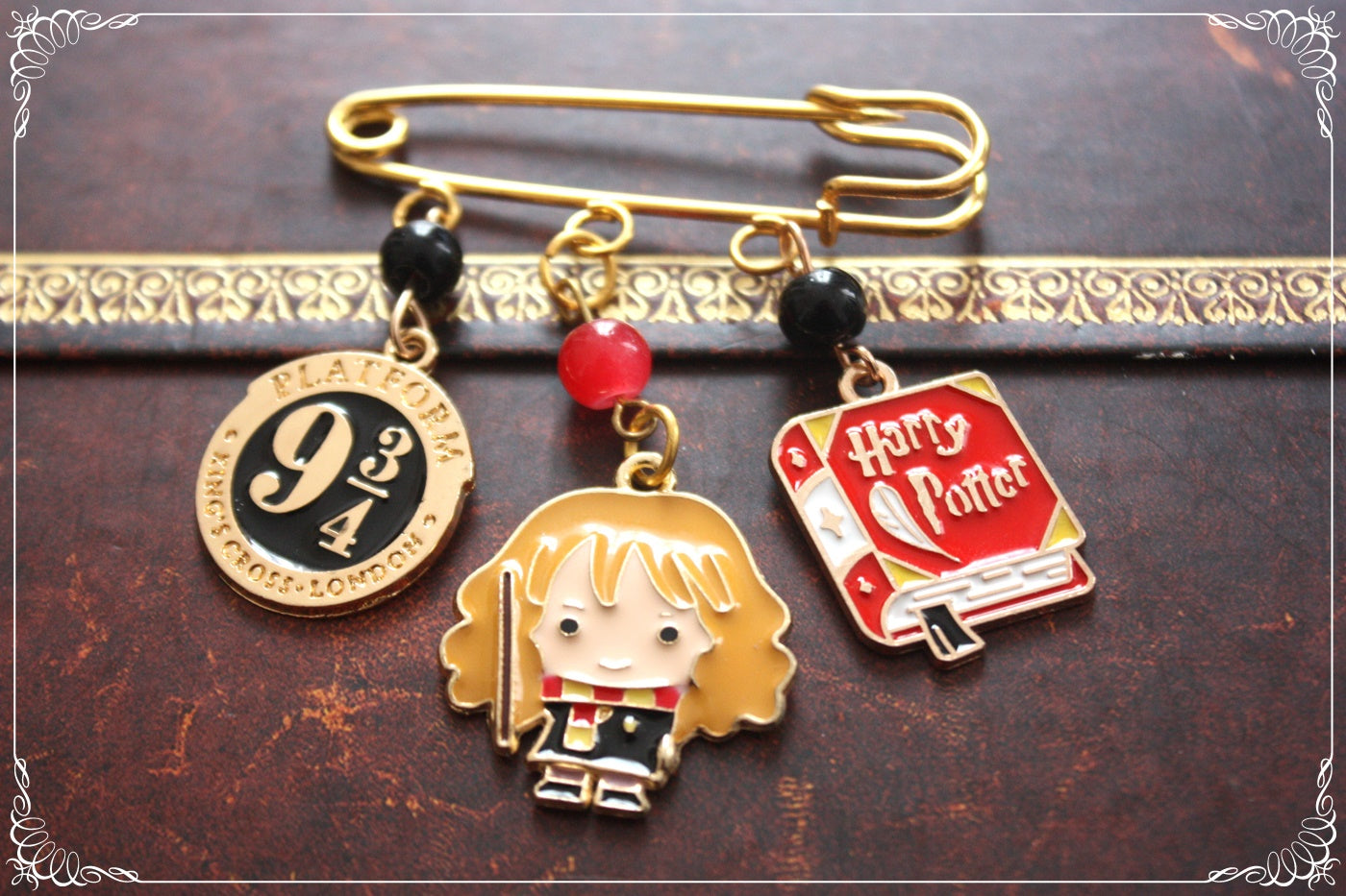 Epingles - Broches style "Harry Potter"