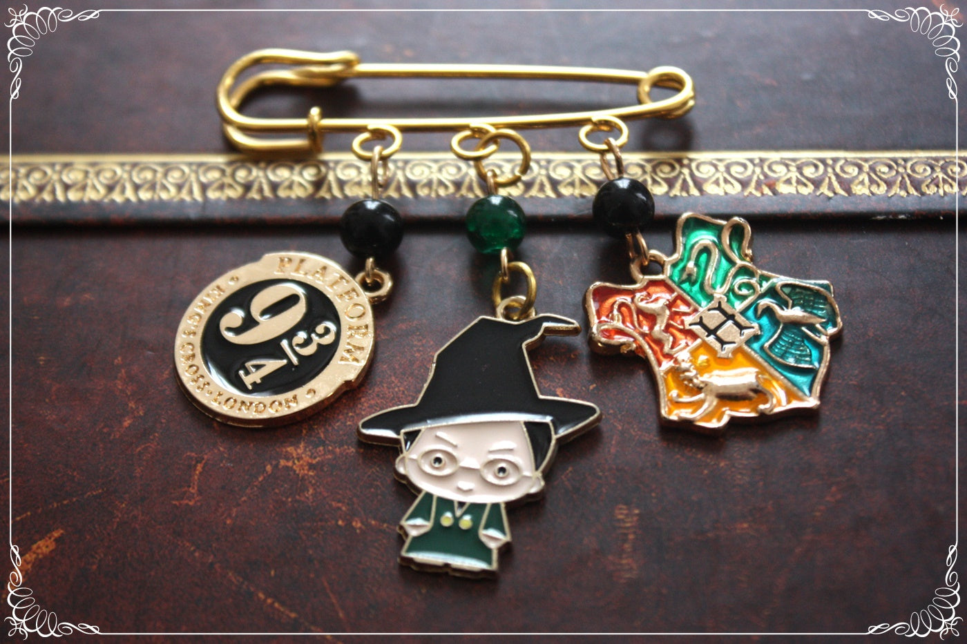 Epingles - Broches style "Harry Potter"