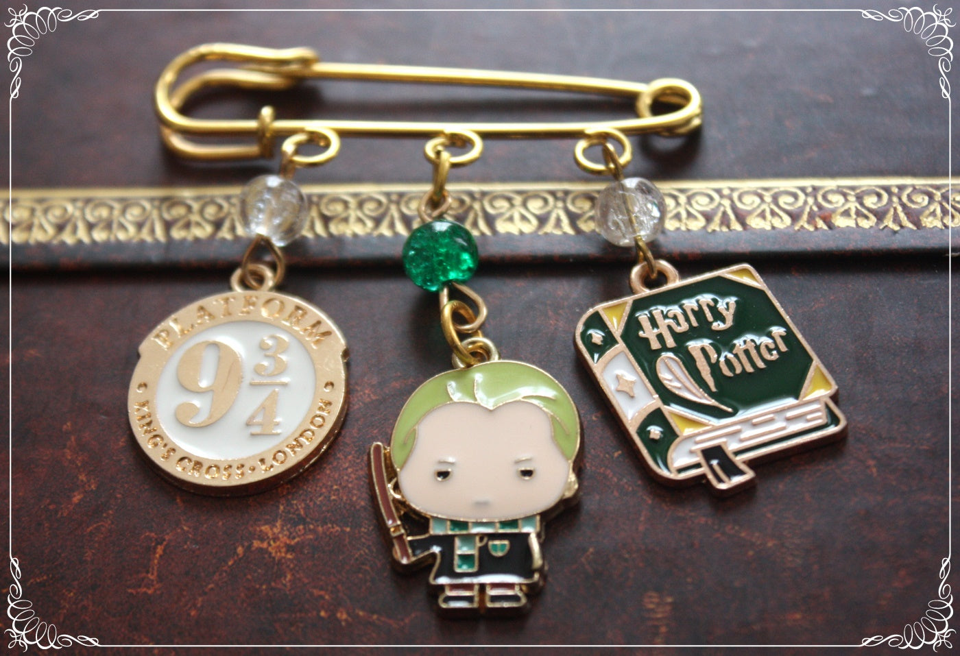Epingles - Broches style "Harry Potter"