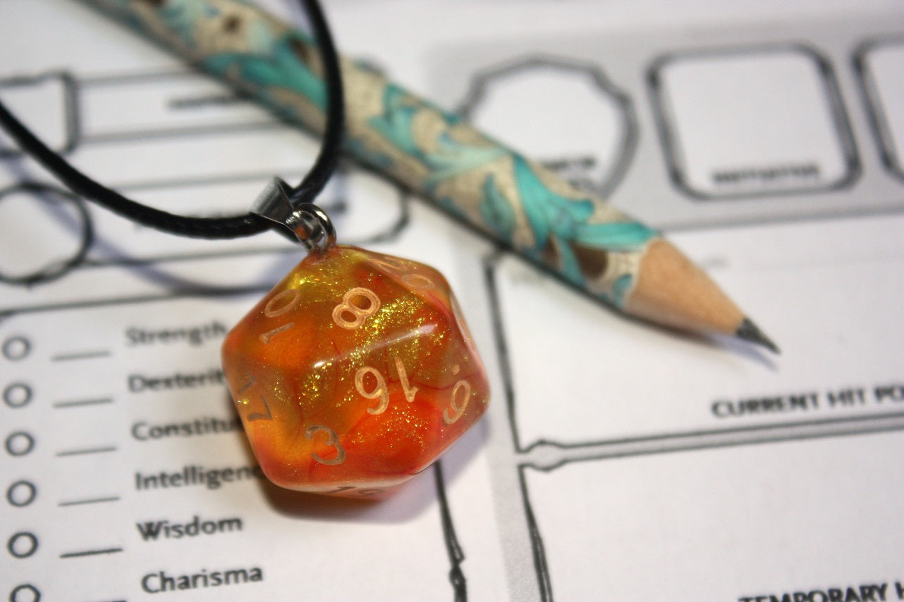 Pendentifs "Dés JDR - Blanc - Noir - Orange"
