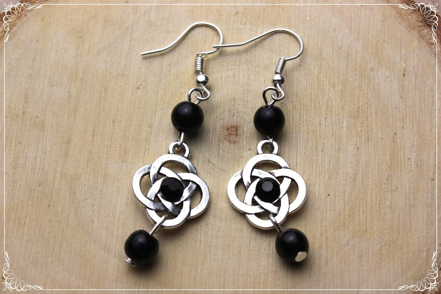 Boucles d'oreilles celtiques "Nœuds doubles perles"