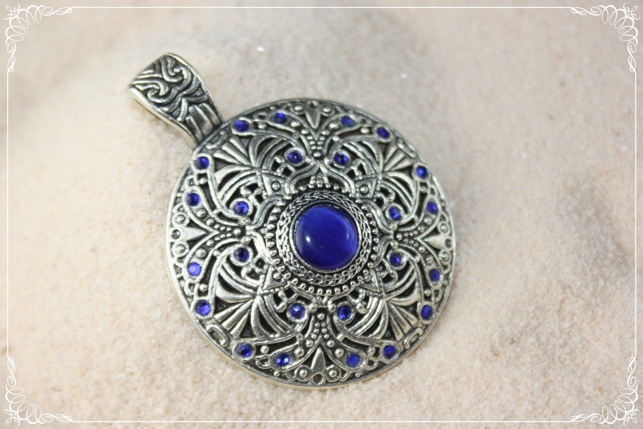Gros pendentifs orientalisants