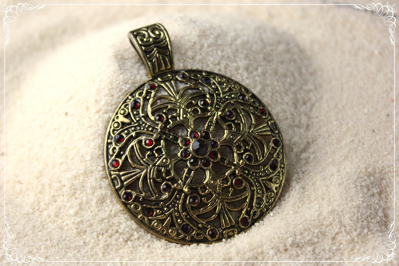 Gros pendentifs orientalisants
