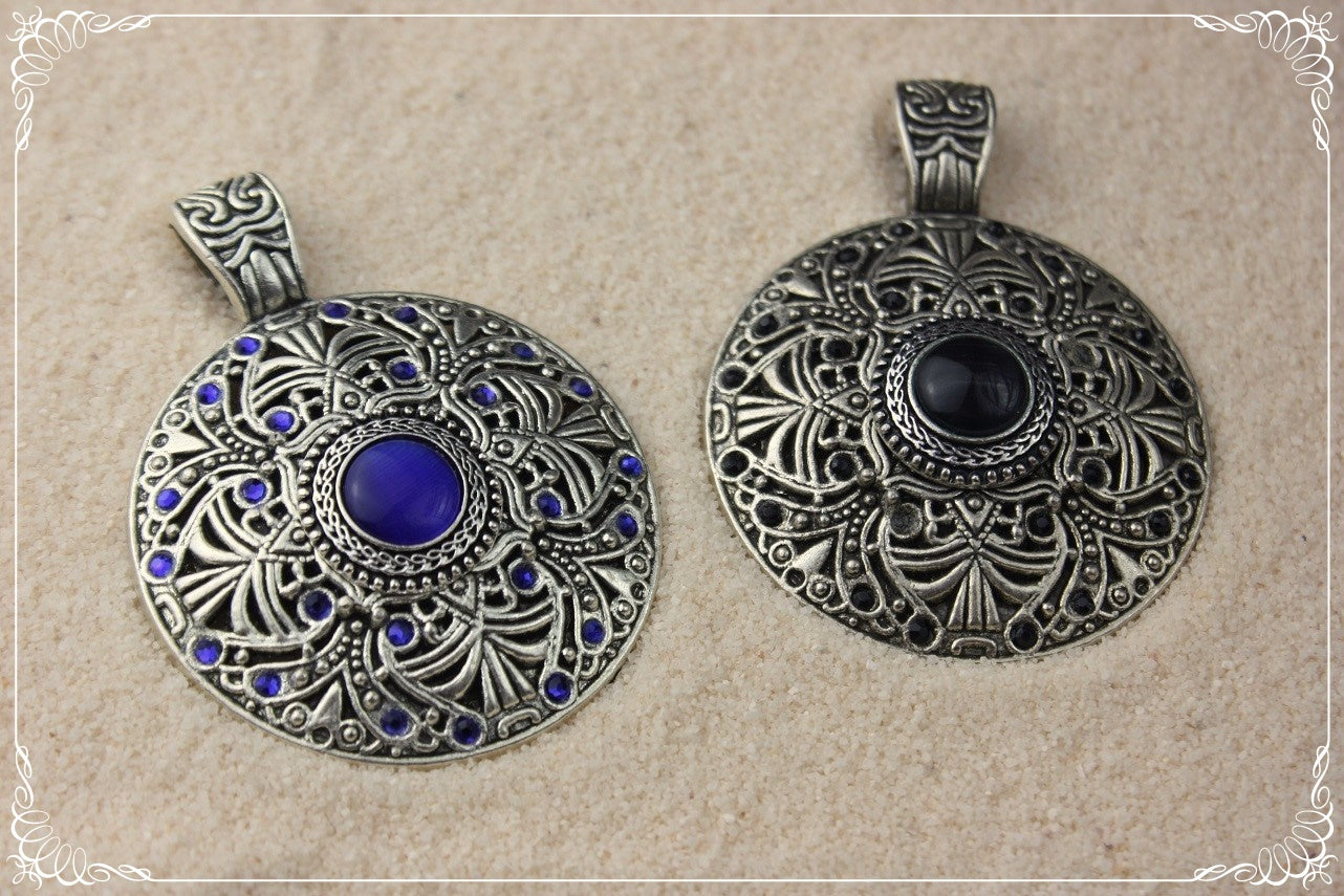 Gros pendentifs orientalisants