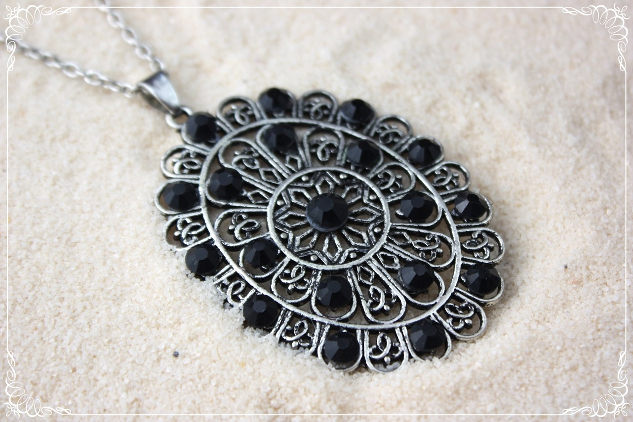 Pendentifs orientalisants "Ovales"