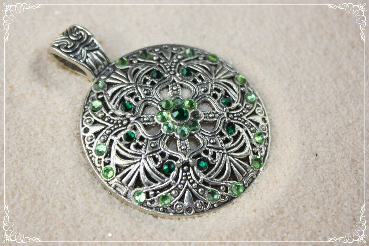 Gros pendentifs orientalisants