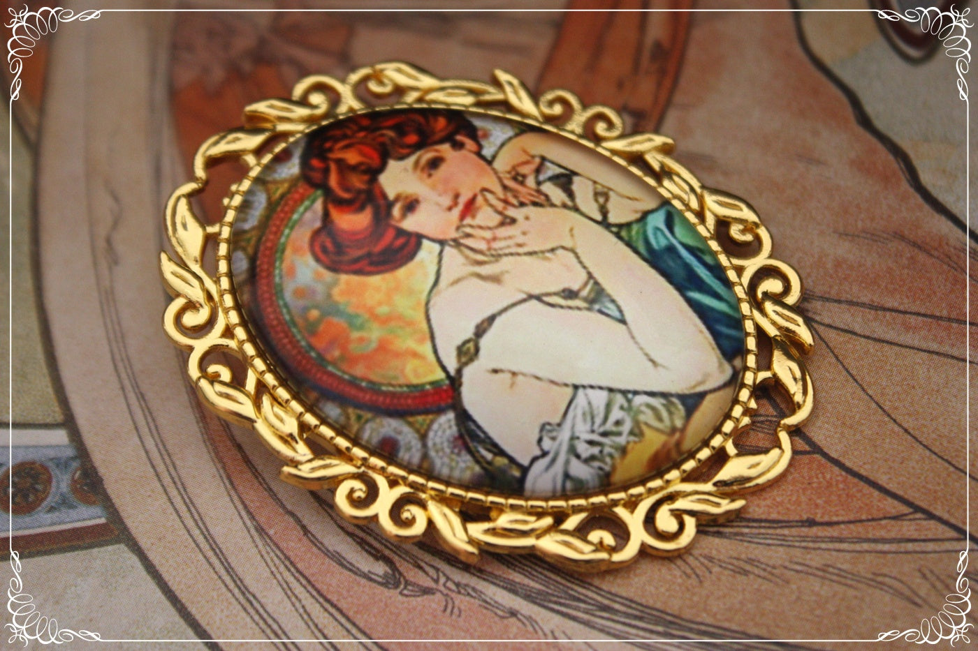 Broches "Mucha - Art Nouveau" dorées