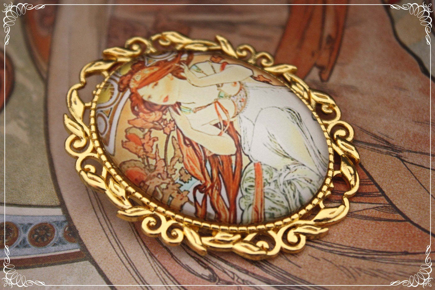 Broches "Mucha - Art Nouveau" dorées