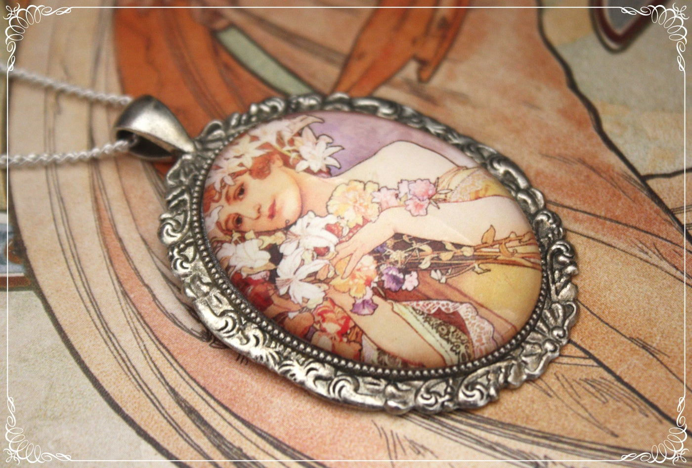Pendentifs "Mucha - Art Nouveau - Argenté"