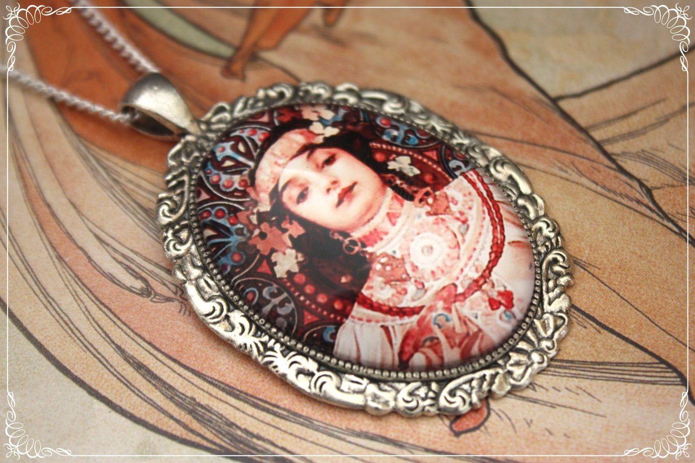 Pendentifs "Mucha - Art Nouveau - Argenté"