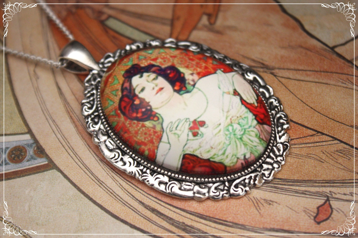 Pendentifs "Mucha - Art Nouveau - Argenté"