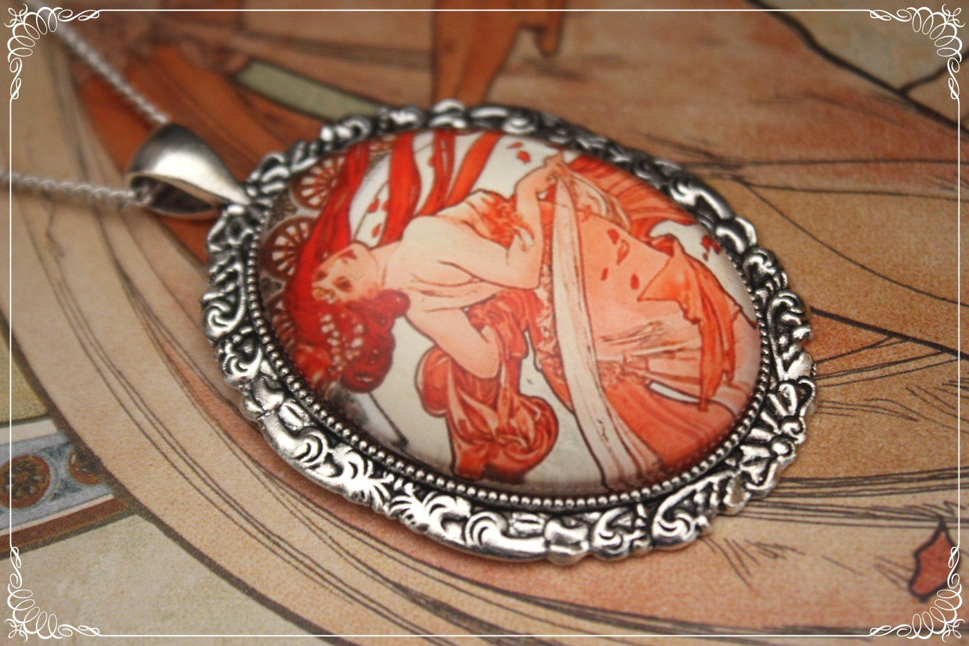 Pendentifs "Mucha - Art Nouveau - Argenté"
