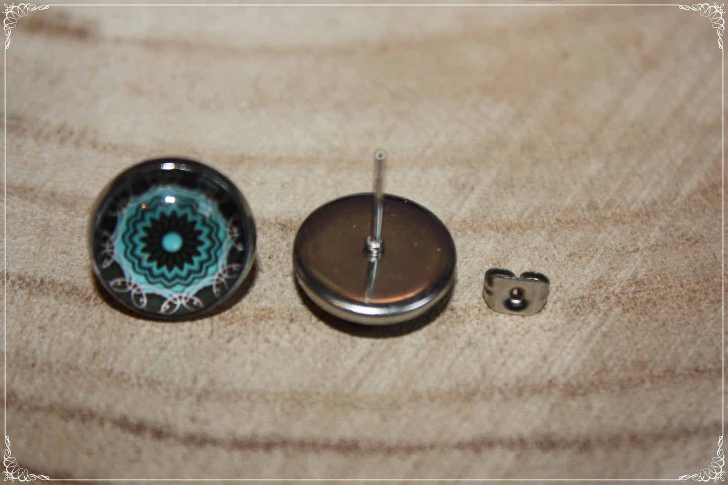 Boucles d'oreilles clous "Mandalas - Bleu moyen "