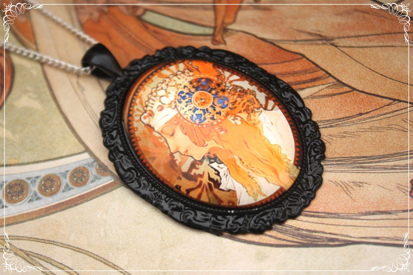 Pendentifs "Mucha - Art Nouveau - Noir"