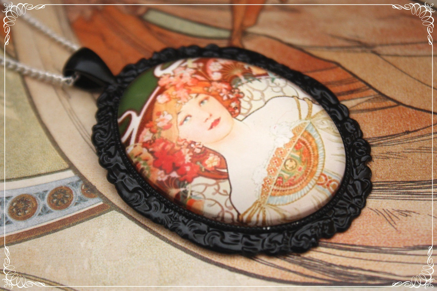 Pendentifs "Mucha - Art Nouveau - Noir"