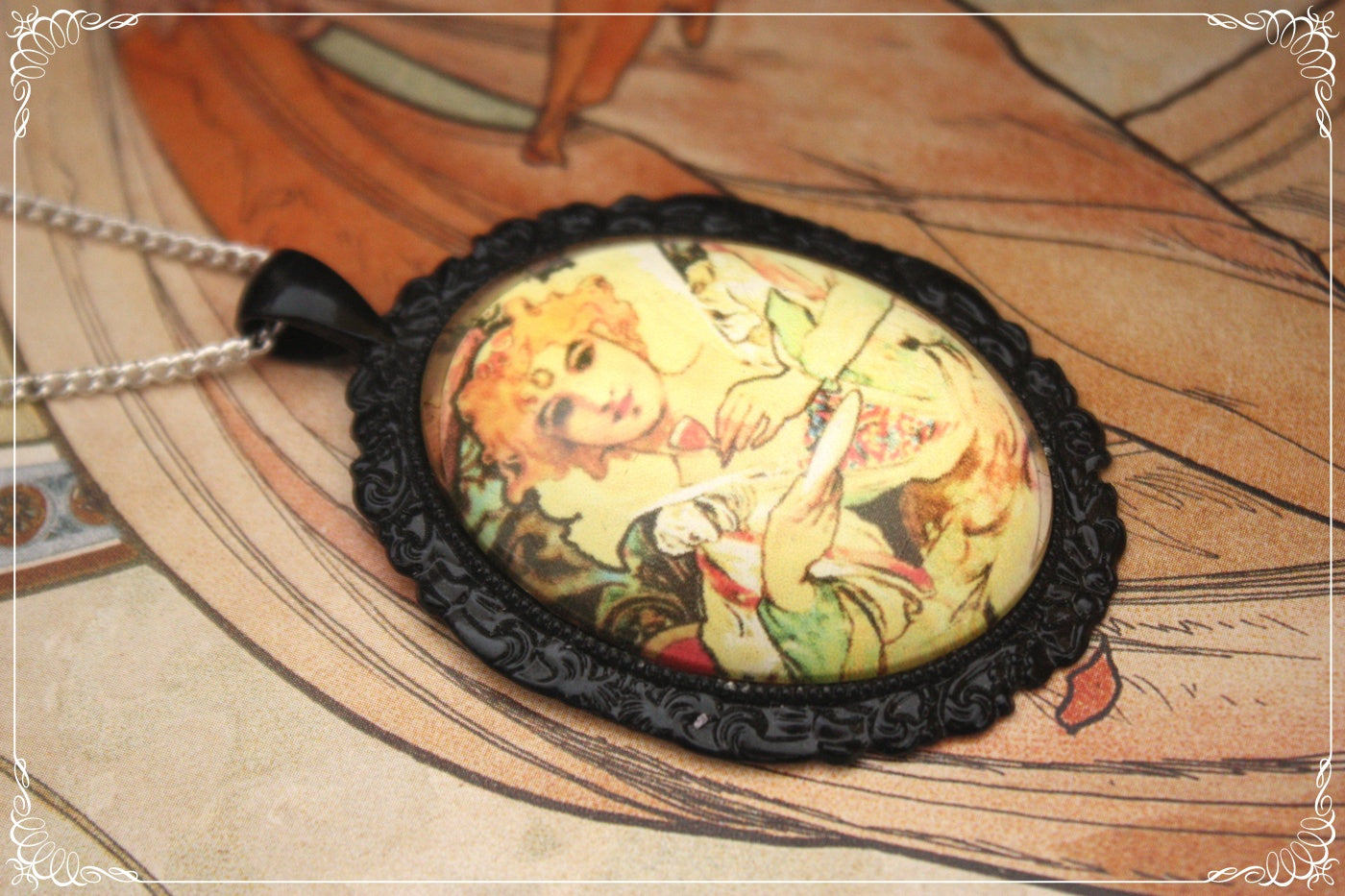 Pendentifs "Mucha - Art Nouveau - Noir"