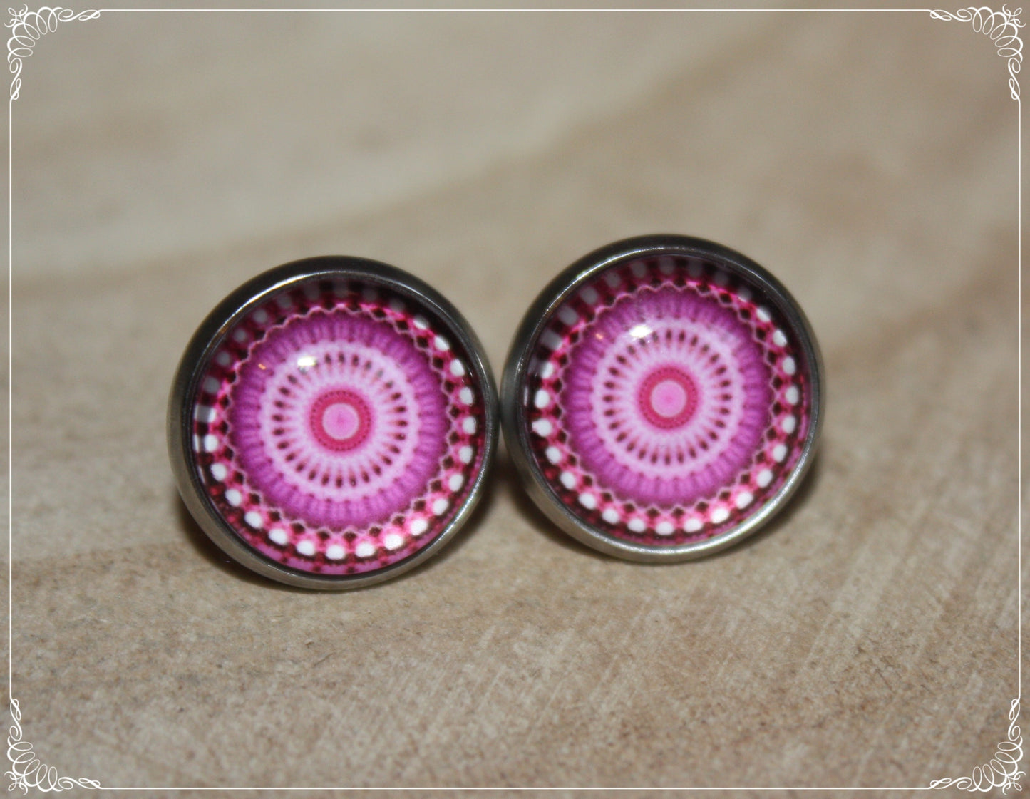 Boucles d'oreilles clous "Mandalas - Roses "