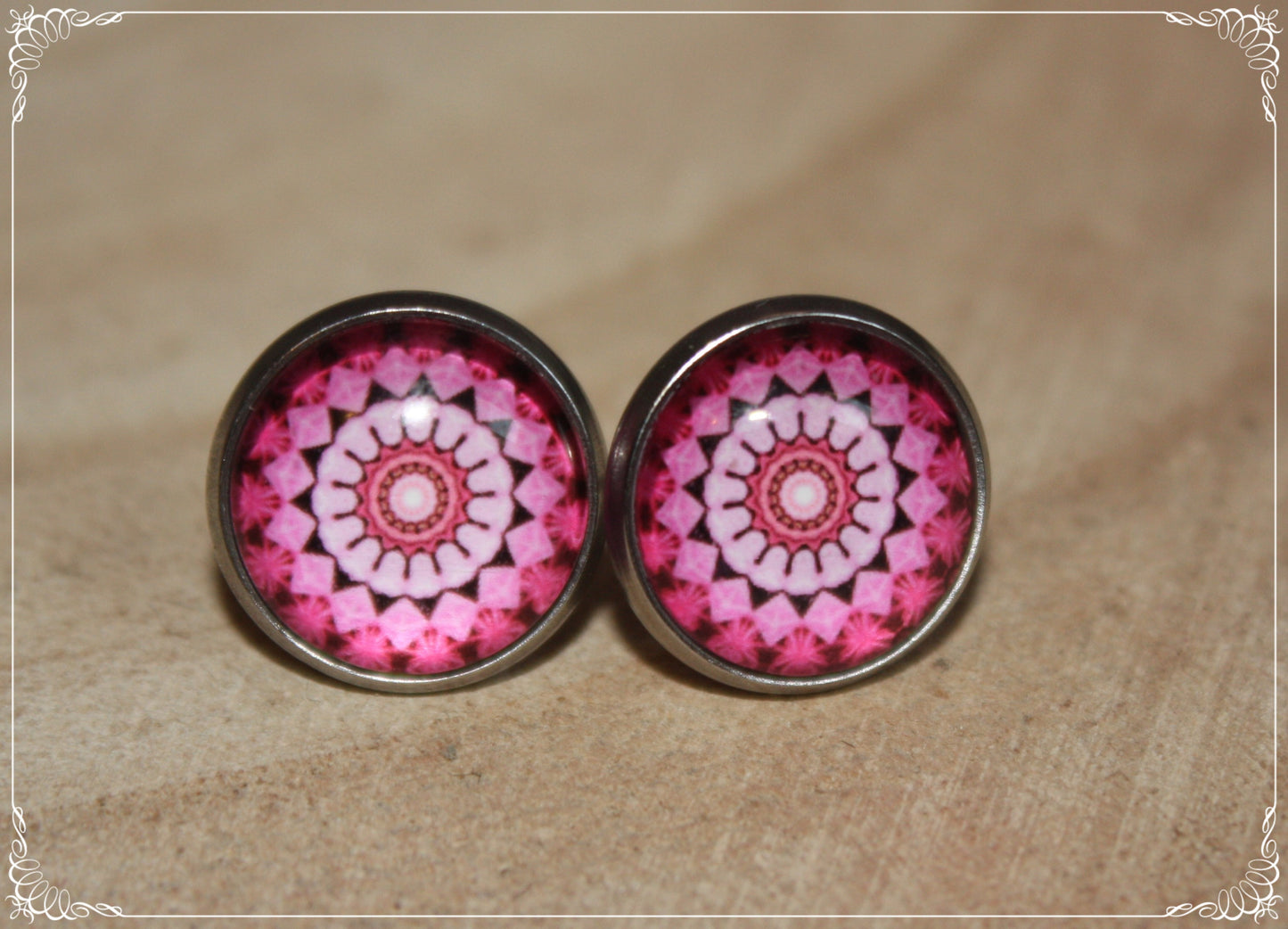 Boucles d'oreilles clous "Mandalas - Roses "