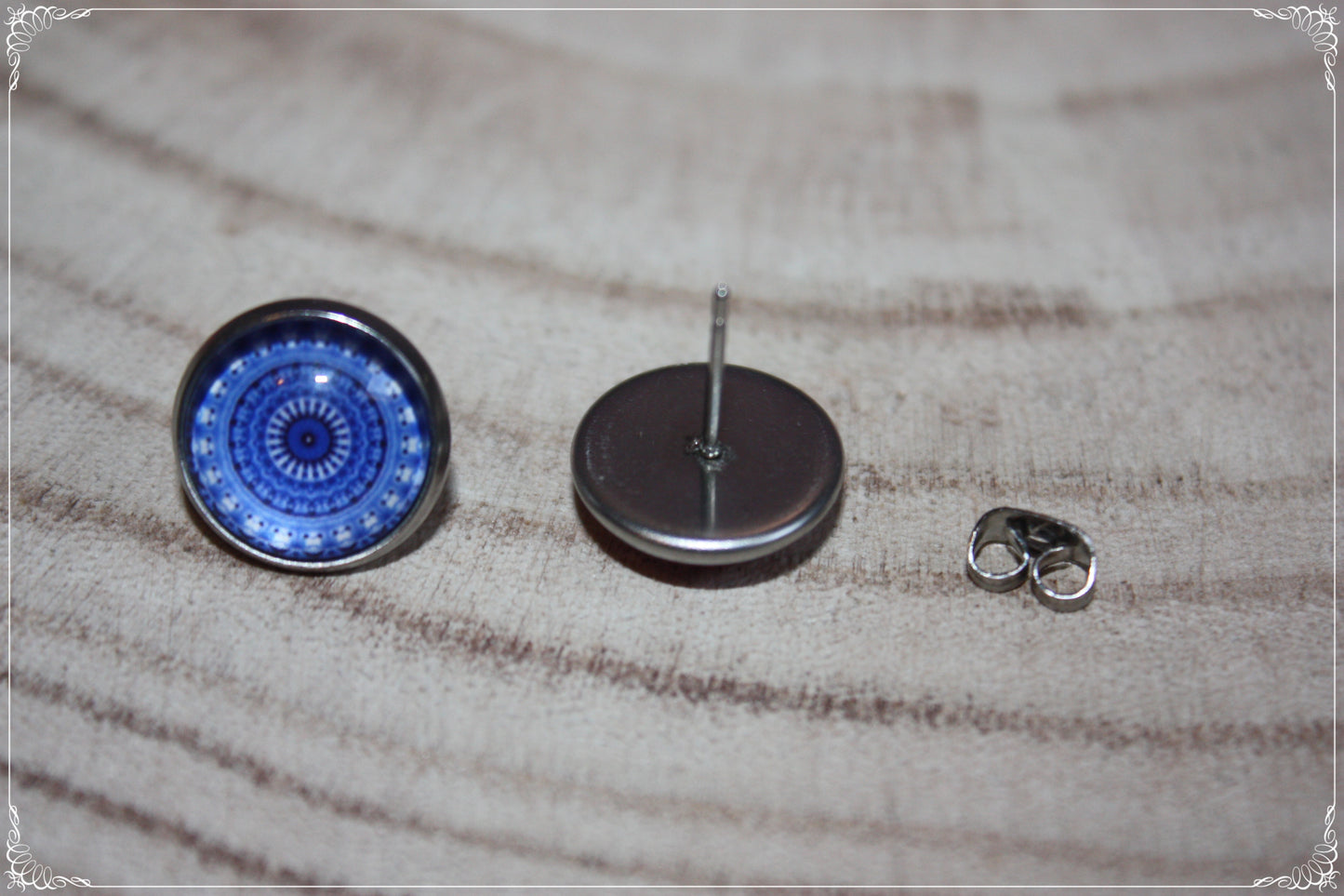 Boucles d'oreilles clous "Mandalas - Bleu foncé "