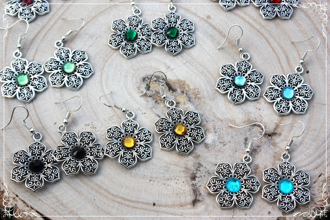 Boucles d'oreilles "Fleurs argentées"