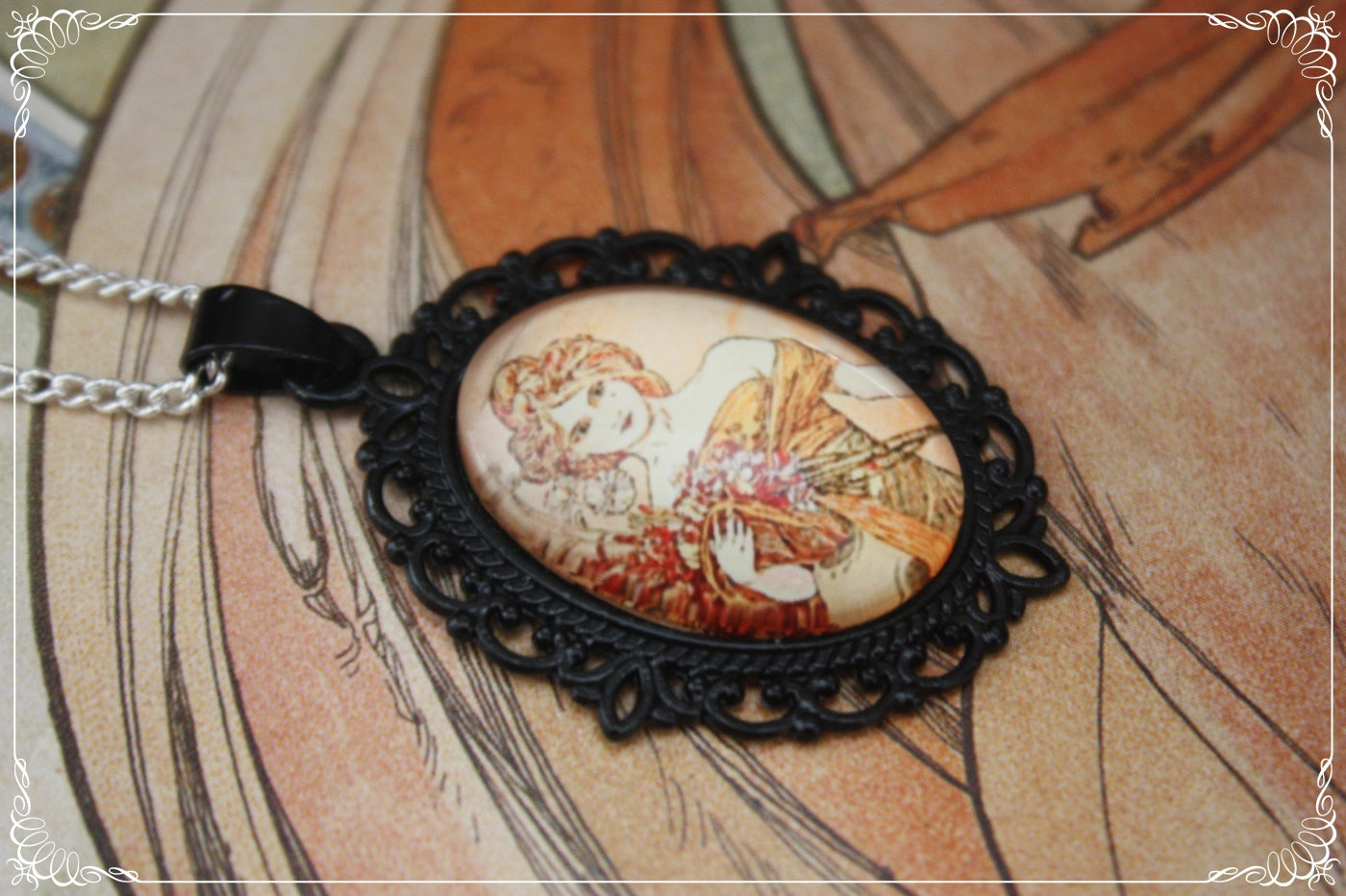 Petits Pendentifs "Mucha - Art Nouveau - Noir"