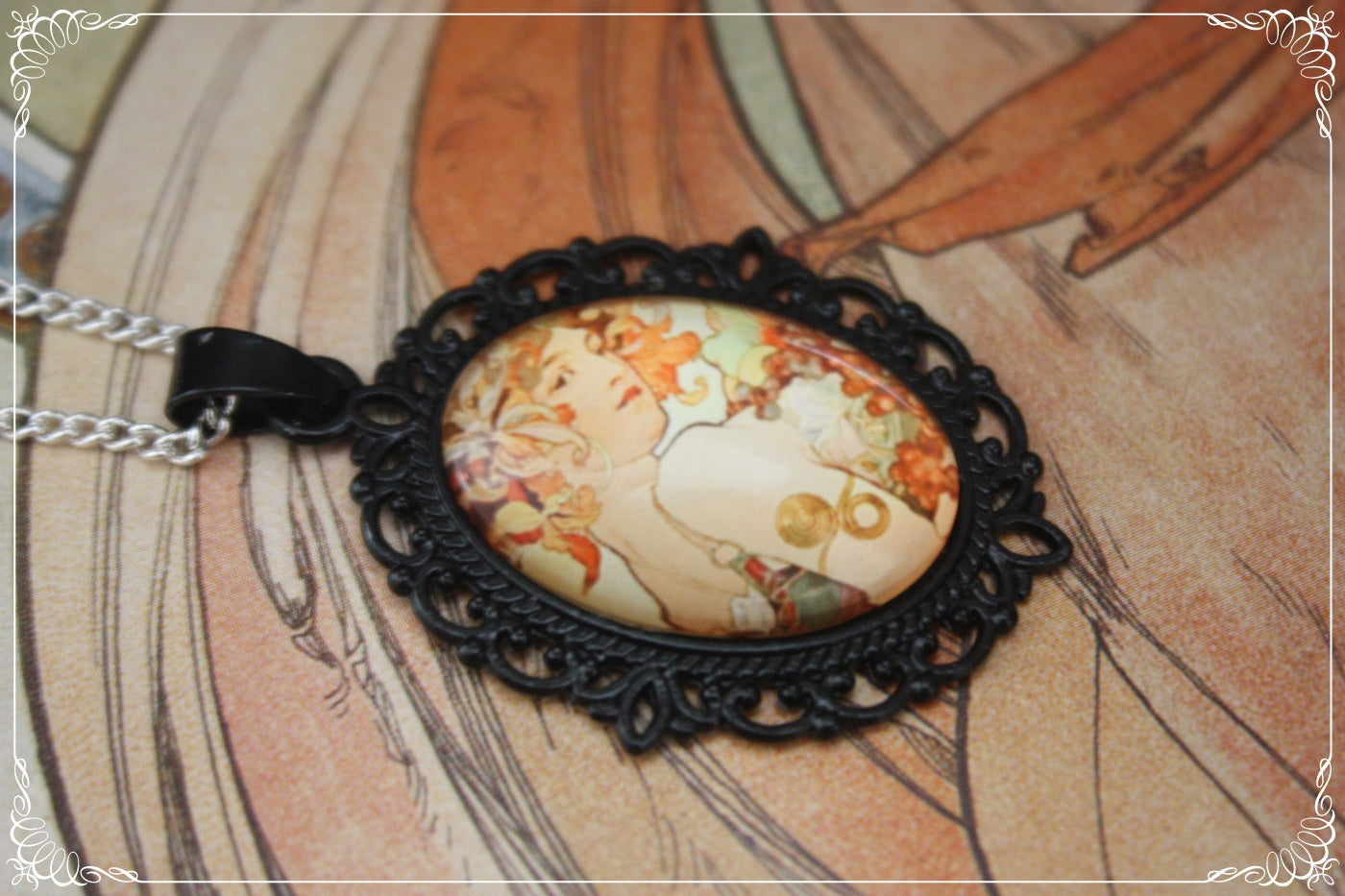 Petits Pendentifs "Mucha - Art Nouveau - Noir"