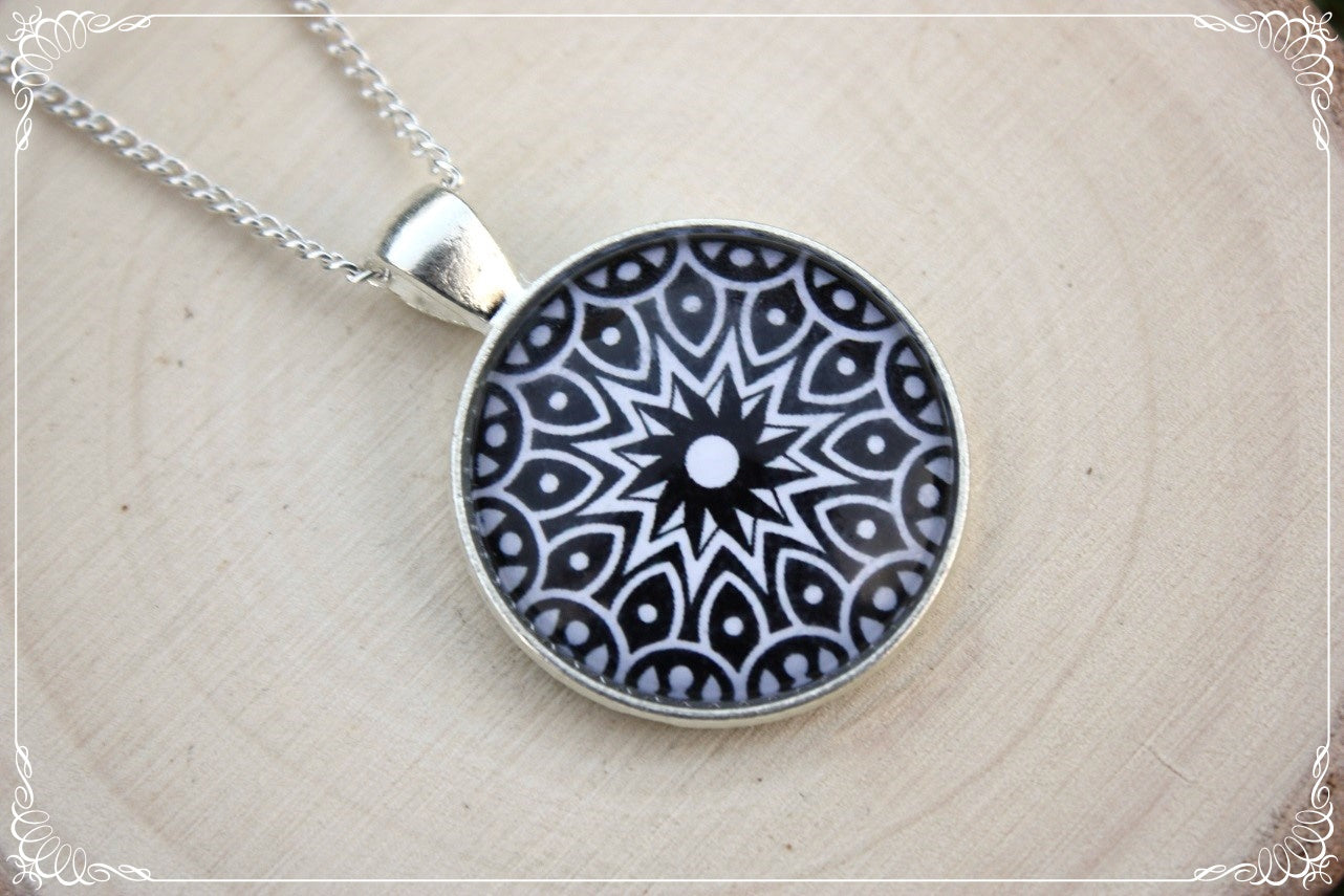 Pendentifs "Mandalas - Noirs"