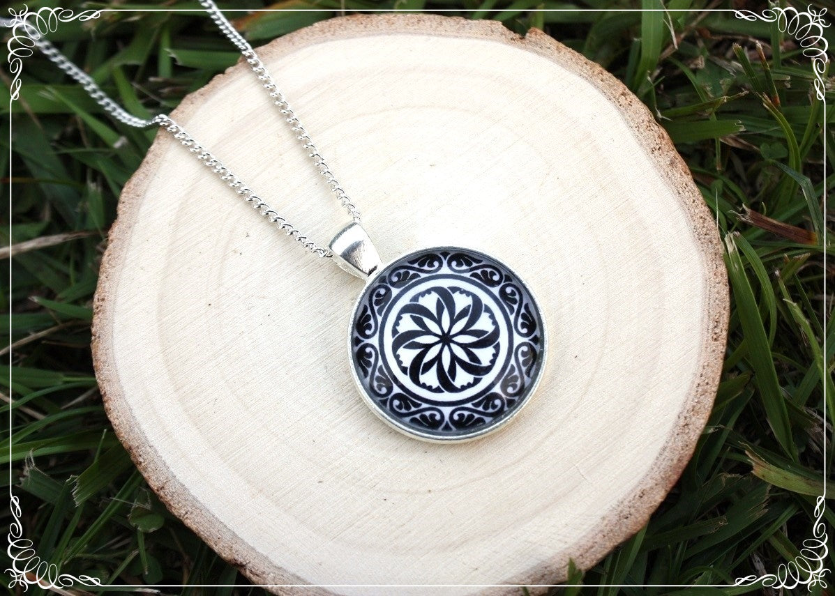 Pendentifs "Mandalas - Noirs"