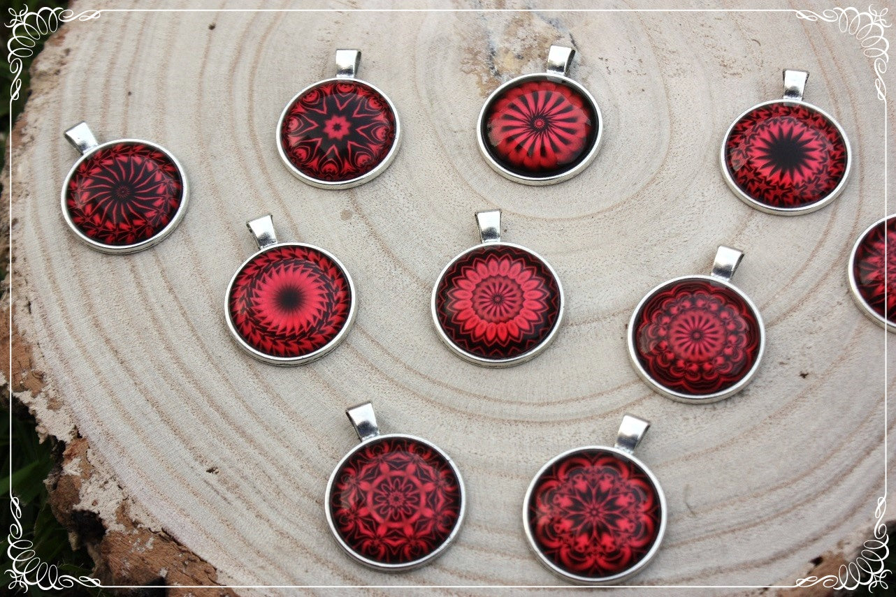 Pendentifs "Mandalas - Rouges"
