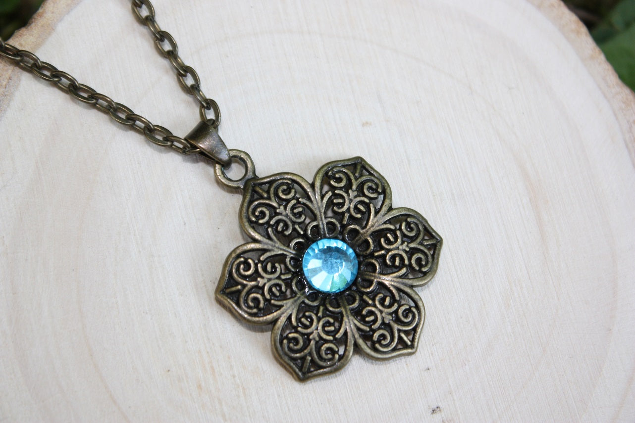 Pendentifs "Fleurs bronze"