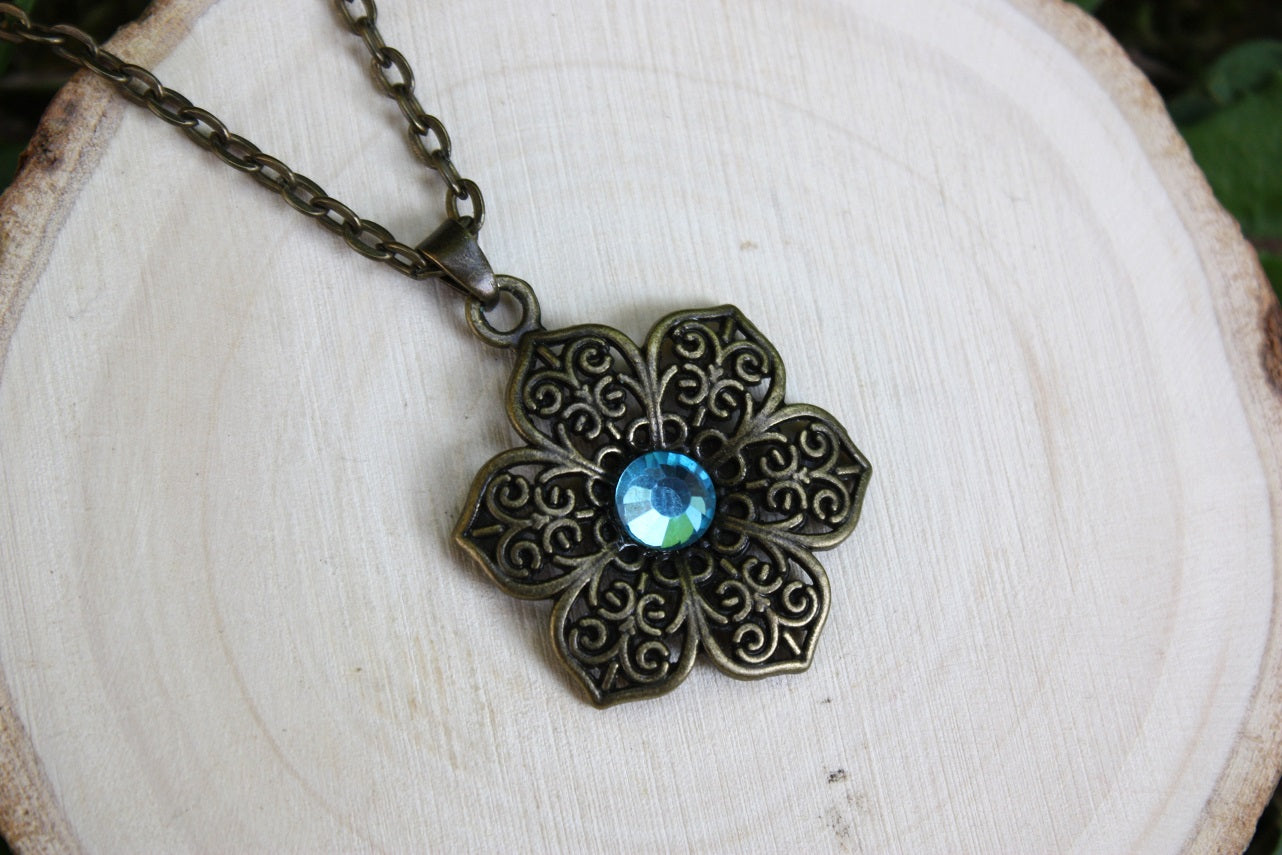 Pendentifs "Fleurs bronze"