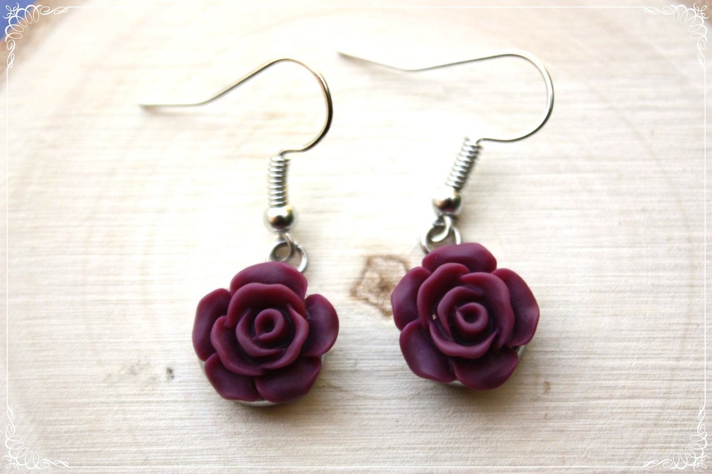 Boucles d'oreilles pendantes "Roses mattes"