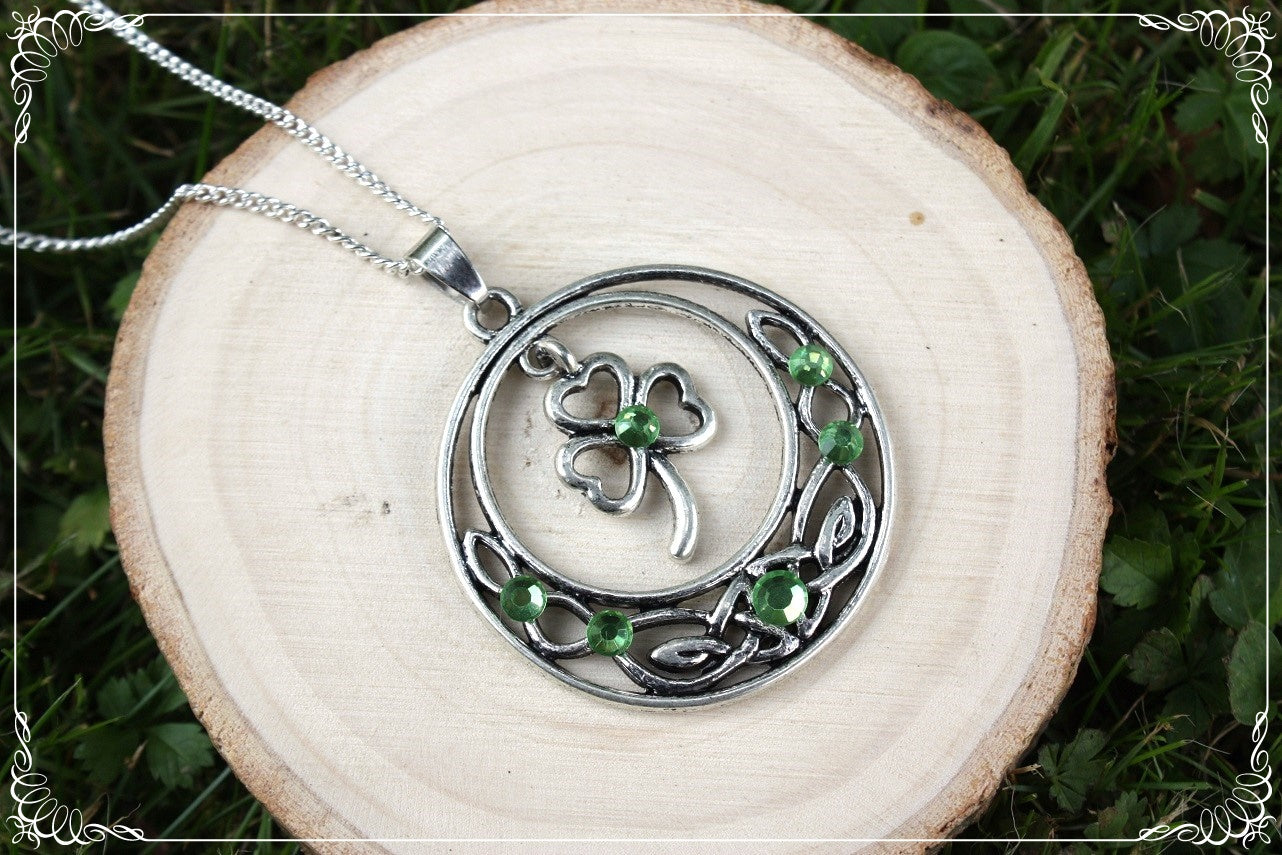 Pendentifs celtiques "Trèfles cerclés"