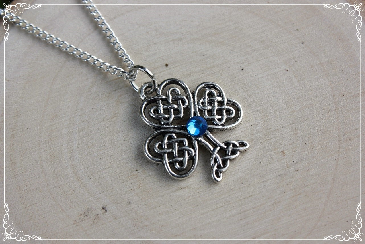 Pendentifs celtiques "Trèfles"