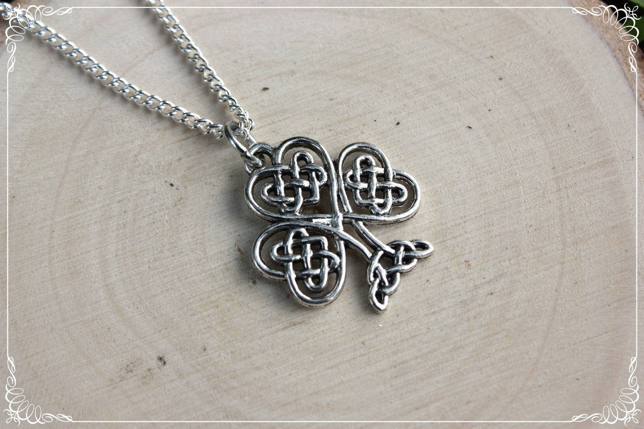 Pendentifs celtiques "Trèfles"