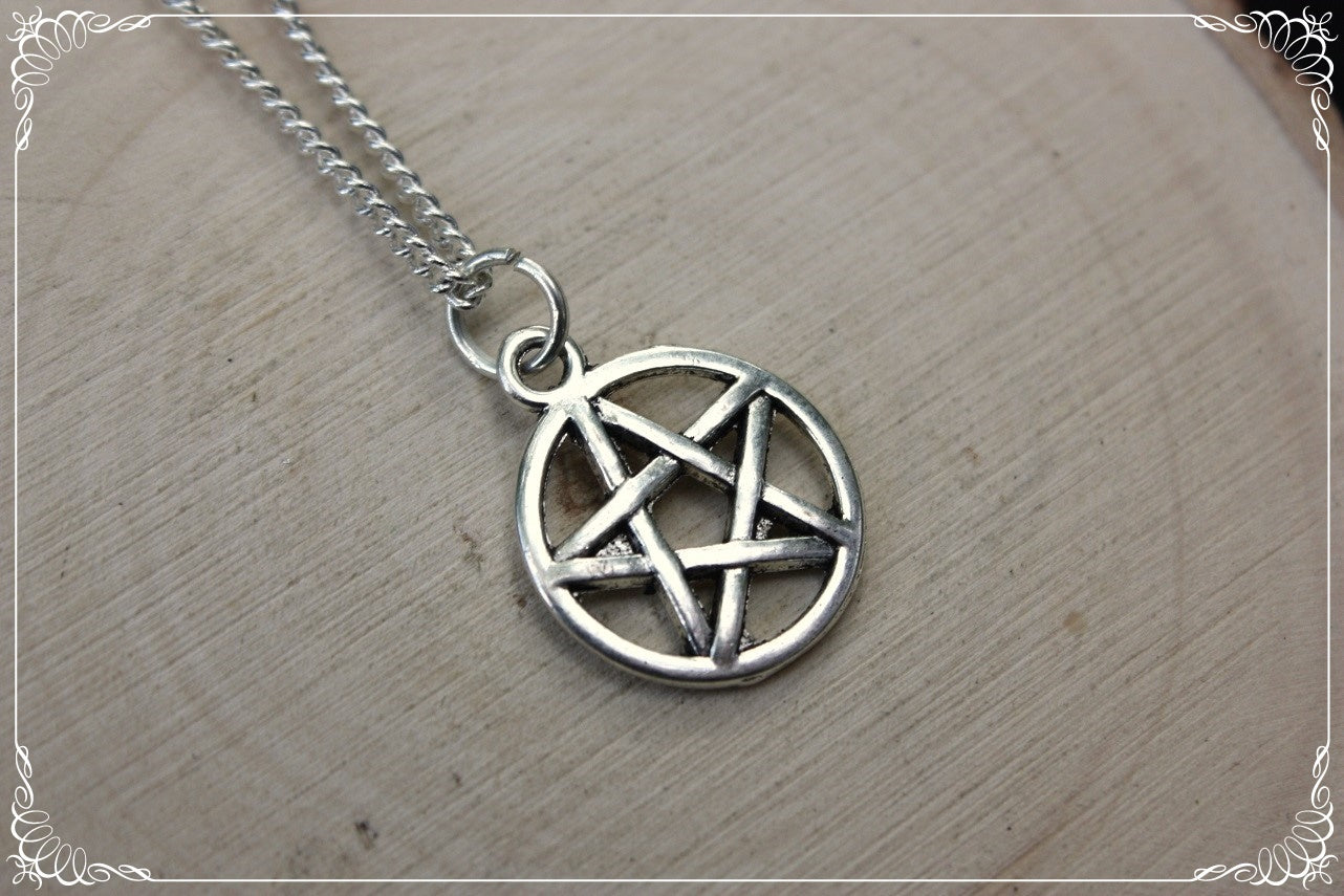 Pendentifs "Pentacles argentés"