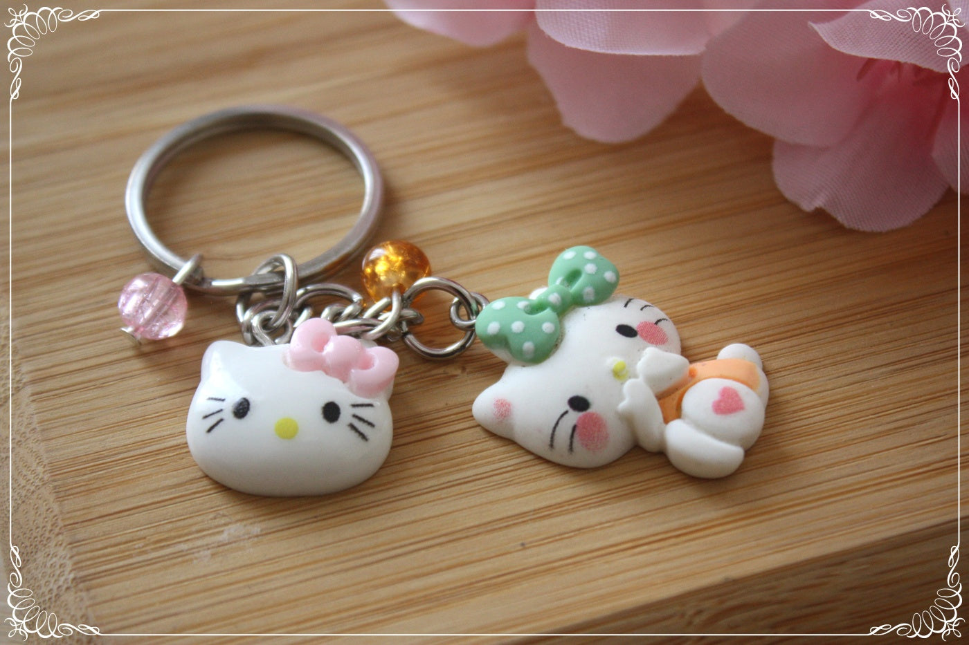 Porte-clés style "Hello Kitty"