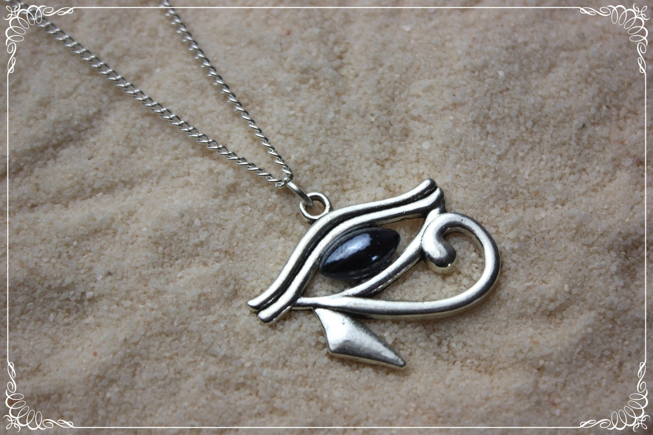 Pendentifs "Egypte - Oeil d'Horus argentés "